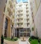 Queen's Court Hotel and Residence Queen's Court Hotel and Residence